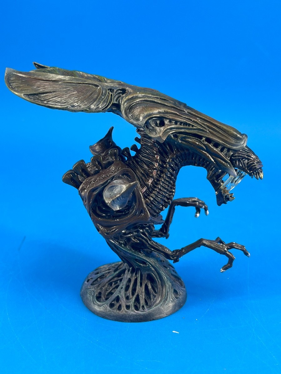 Alien Queen Micro Bust Aliens Limited Edition 2230/5000 2003