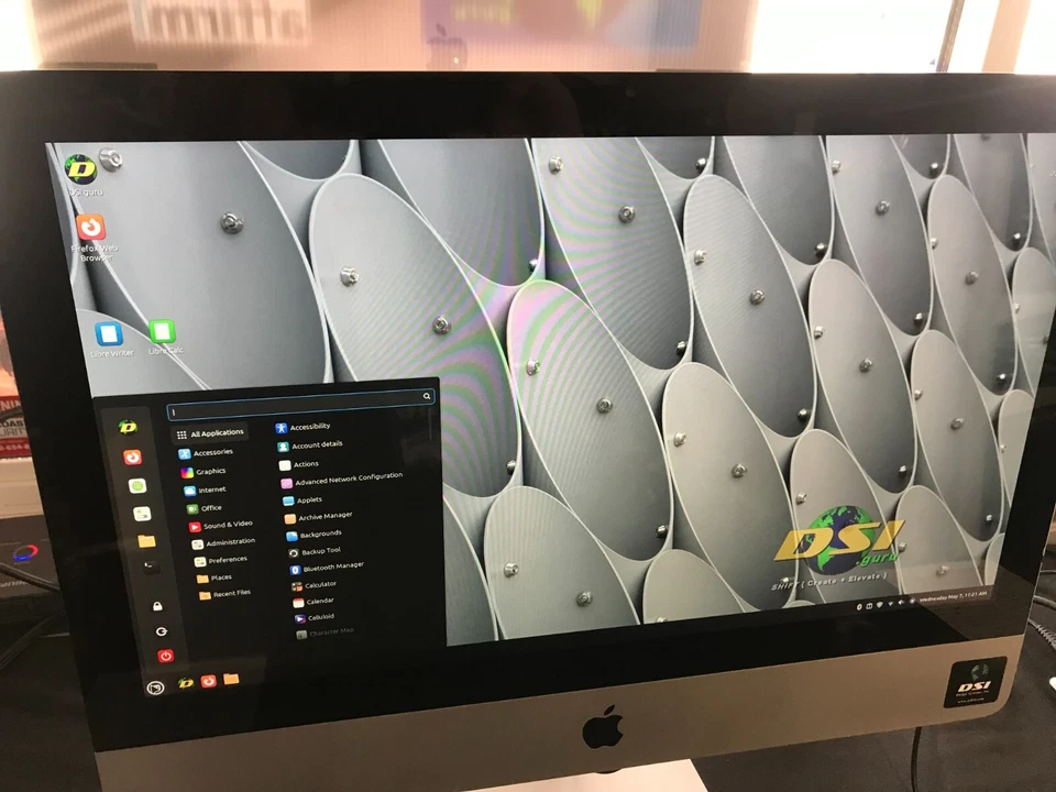 Apple iMac, 21.5",Core i3 3.06GHz, 8GB RAM, 256GB SSD, Ext Warranty Available - Image 4 of 4