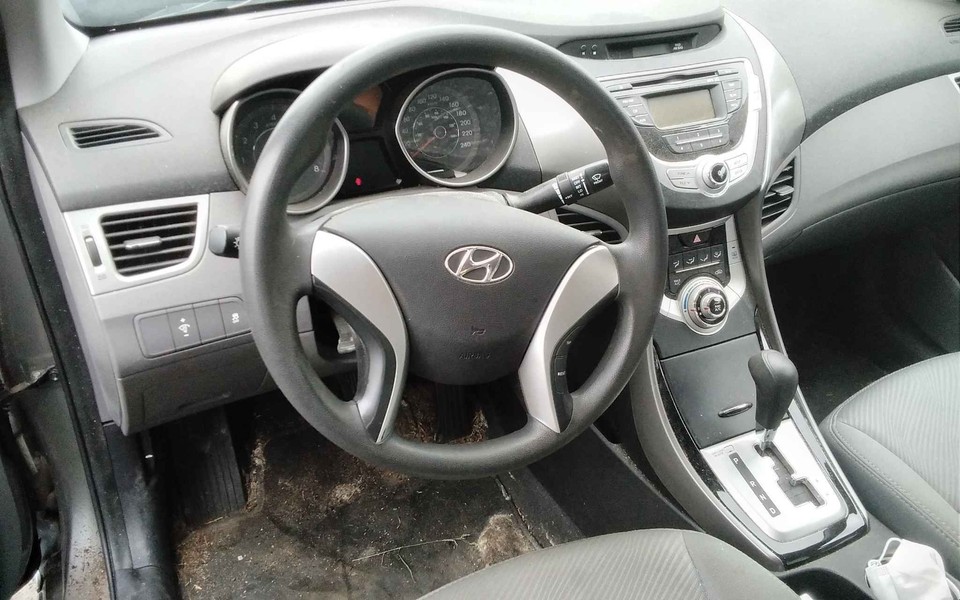 Used Wheel fits 2011 Hyundai Elantra Sdn 15x6 steel w/o TPMS Grade A