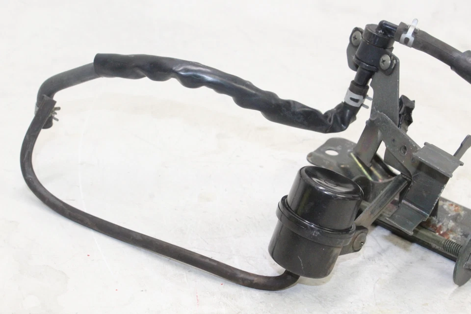 Soporte de montaje de tanque de gasolina delantero para Suzuki Tl1000s 1997-02 OEM Foto 4 de 4