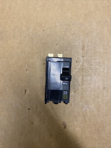 SQUARE D QOB QOB230 2 POLE 120/240V 30 AMP CIRCUIT BREAKER YELLOW BOLT ON - Afbeelding 1 van 5