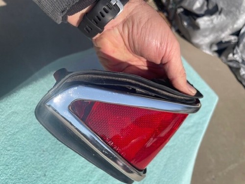 1974 - 1977 Chevrolet Camaro NOS LH Tail Light Lens #5954285 / 5954137 - Picture 3 of 13