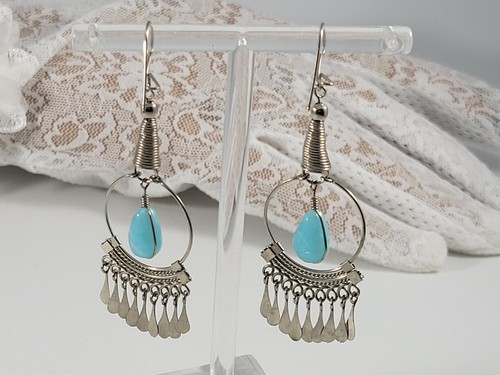 Vintage Earrings Silver Tone Blue Stone Dangle Wire Drop Pierced GORGEOUS - Picture 5 of 5