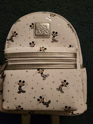 Loungefly D23 2022 Mickey Mouse White Bag Loungefly Disney D23 Expo Exclusive White Mickey Mouse Mini  main image 4