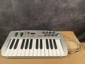 M-Audio Oxygen 8 USB MIDI Keyboard Controller + USB Cable Included