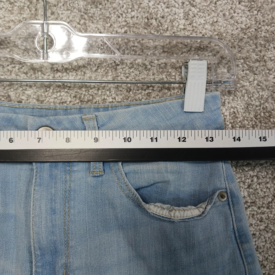 Pantalones Cortos Para Mujer No Boundaries 9 Azul Claro Denim Tiro Alto Dobladillo Crudo Elástico Jean Foto 3 de 4