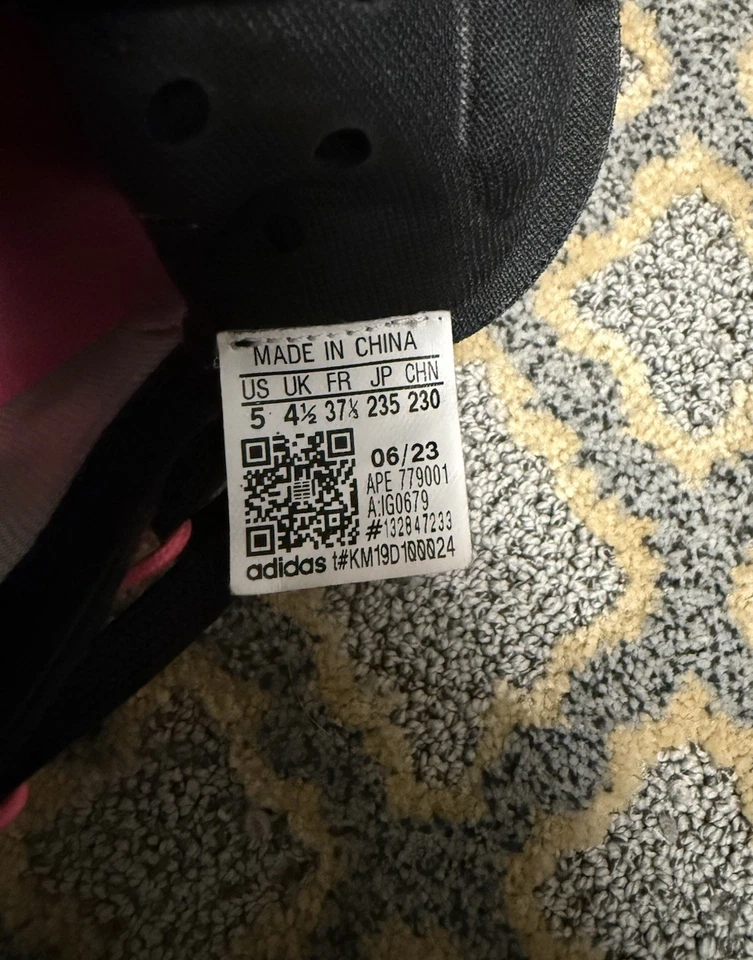 Adidas Hombres Trae Young 3 IE9303 Negro Zapatos de Baloncesto Tenis Talla 5Y Foto 3 de 4