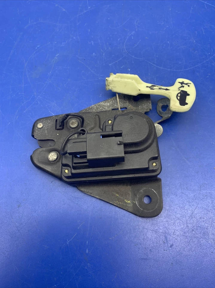 Dodge Charger 2006-2010 pestillo de maletero bloqueo eléctrico actuador de liberación OEM MOPAR OEM Foto 2 de 4