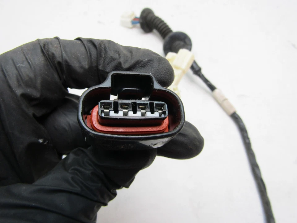 Cableado de puerta ES300 1999 2001 LEXUS PASAJERO DERECHO ARNÉS TRASERO CONECTOR DE CABLE Foto 4 de 4