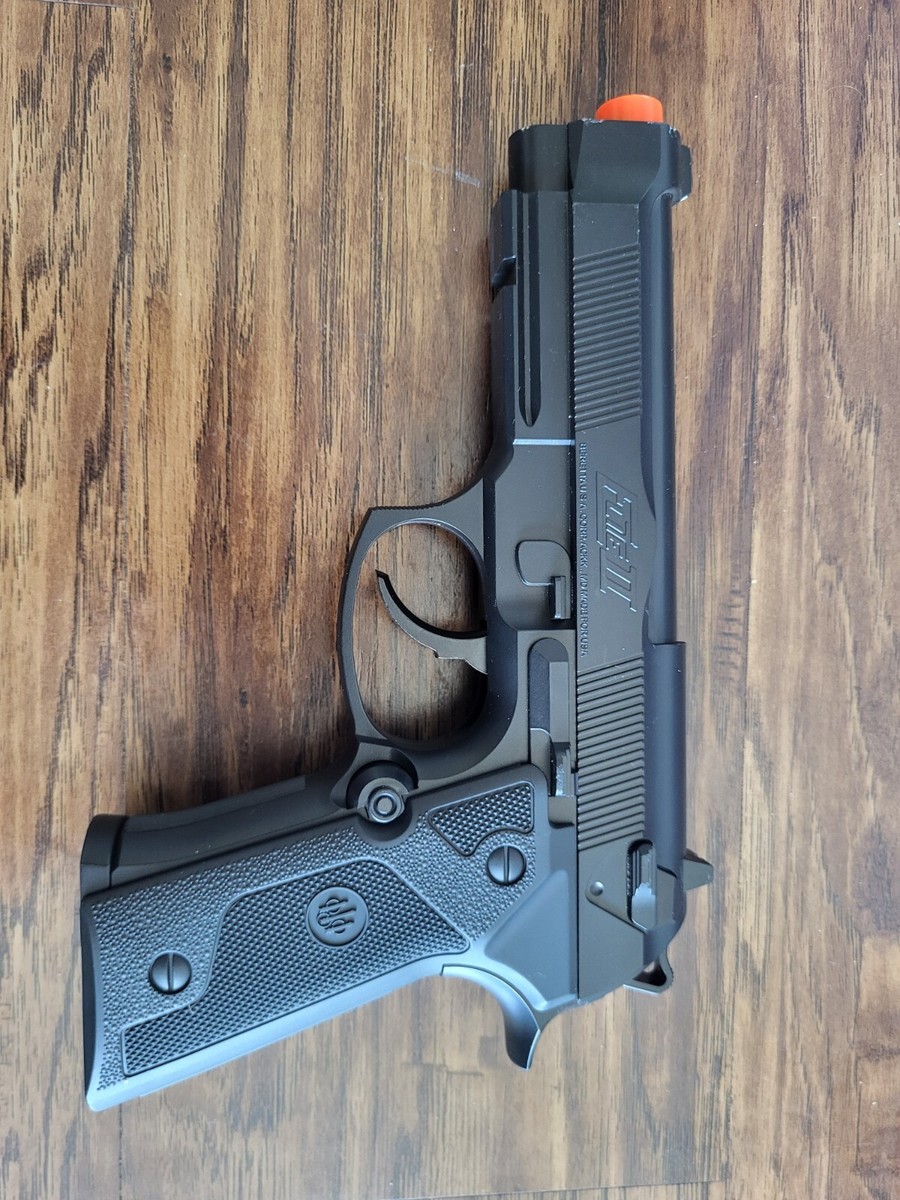 P.BERETTA エアソフトガン Fn Herstal P90 Airsoft Aeg W/ Beretta and Sig Pistols | eBay