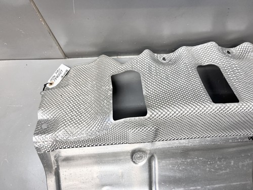 ⭐️2016-2019 BMW 740i 750i G12 REAR EXHAUST MUFFLER SYSTEM HEAT SHIELD OEM - Picture 9 of 14