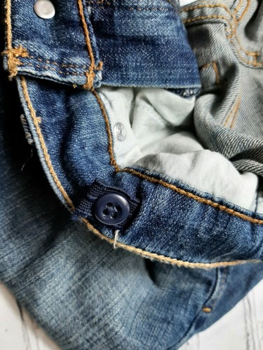 Signature Levi Stratus Boy Regular 10 Blue Denim Zip Up Pockets Logo Pants - Picture 9 of 12