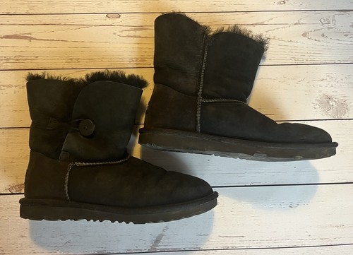 UGG „Mini Baily Button Boots“ Schwarz Black Größe 38 Kaum Getragen - Bild 4 von 5