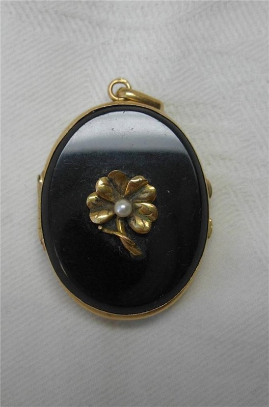 Antique Locket 14K Gold Black Onyx Belle Epoque Victorian Mourning Jewelry c1860