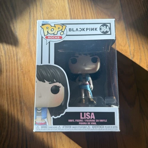 Funko Pop! Rocks Black Pink Lisa #364   W/ Pop Protector