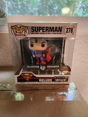 Deluxe Funko POP! DC comic book Superman Special edition.  Collectible item