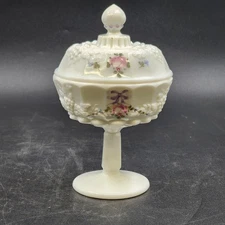 Westmoreland Milk Glass Covered Candy Dish Roses & Bows Paneled Grape Vintage 7”