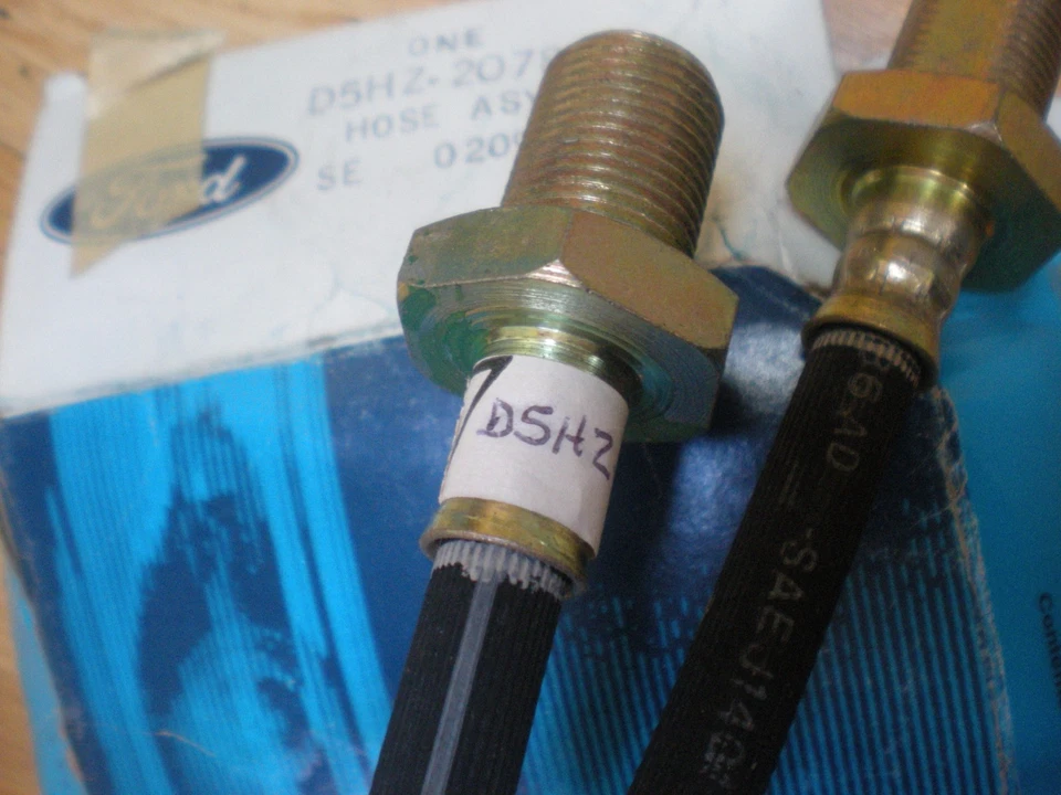 NOS 1973 - 1979 FORD L800 L900 FRONT BRAKE HOSE D5HZ-2078-G Foto 2 de 3