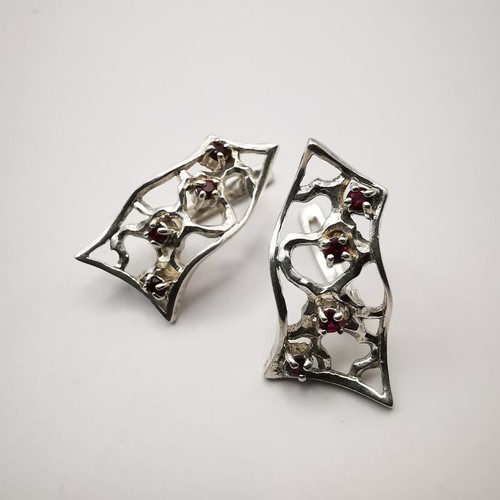 Amazing Vintage 925 Sterling Silver Earrings Ruby Signed Collectable 4.70 g - Picture 2 of 8