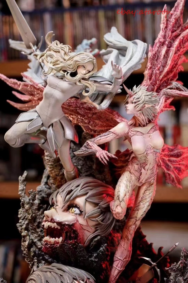 Figurama Collectors CLAYMORE テレサVSプリシラ Claymore: Teresa vs. Priscilla Elite Exclusive Statue
