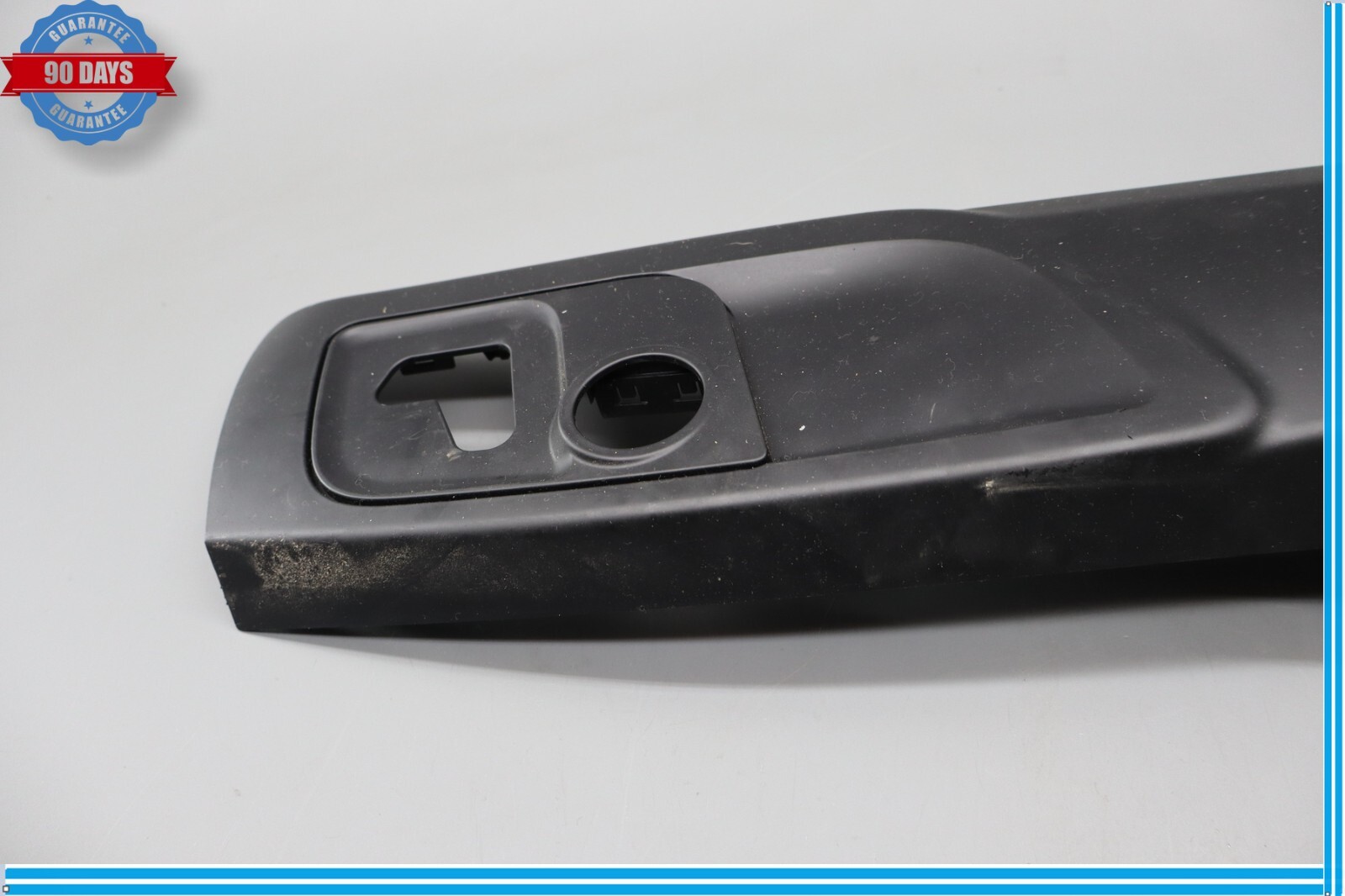 Maserati Ghibli 2014-2022 Front Right Side control trim Black