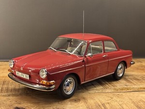 1/18 VW 1600 TL・1970 ミニチャンプス MINICHAMPS 100051020 Scale 1/18 | VOLKSWAGEN 1600 TL 1970