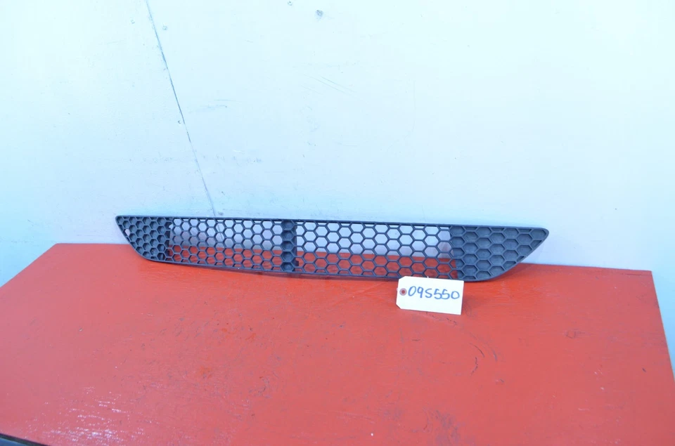 07-09 MERCEDES W221 S550 PARACHOQUES DELANTERO CENTRO MALLA CUBIERTA PARRILLA OEM Foto 4 de 4