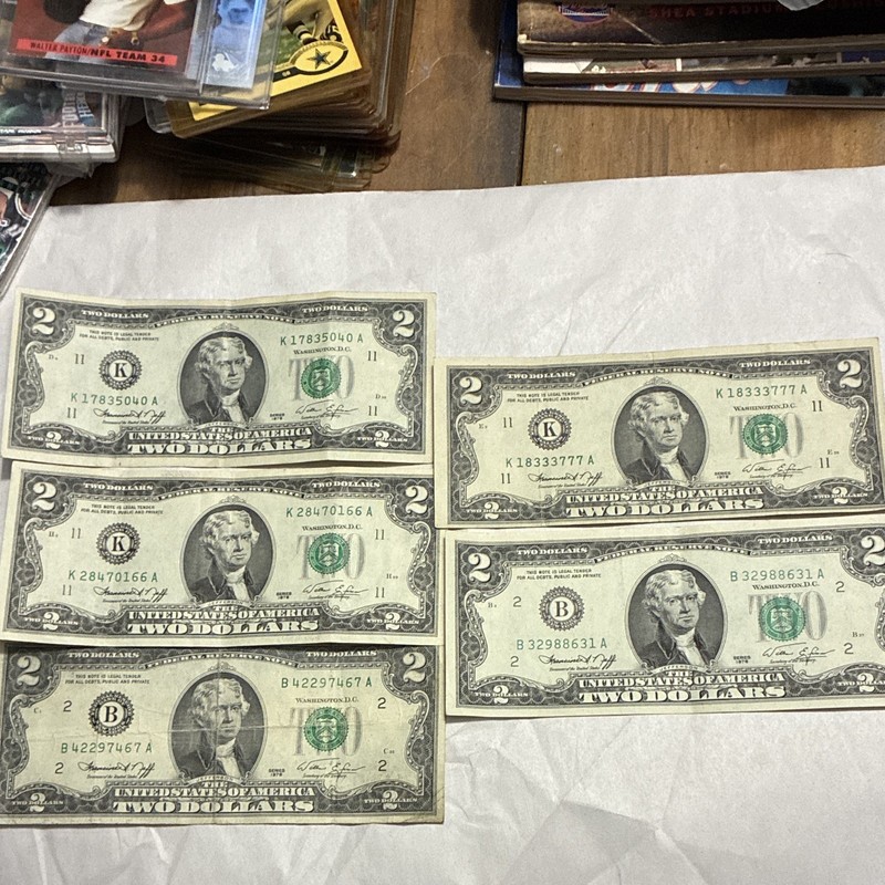 Lot of 5 $2 Federal Reserve Notes Banknotes Green Seal Uncertified Ungraded