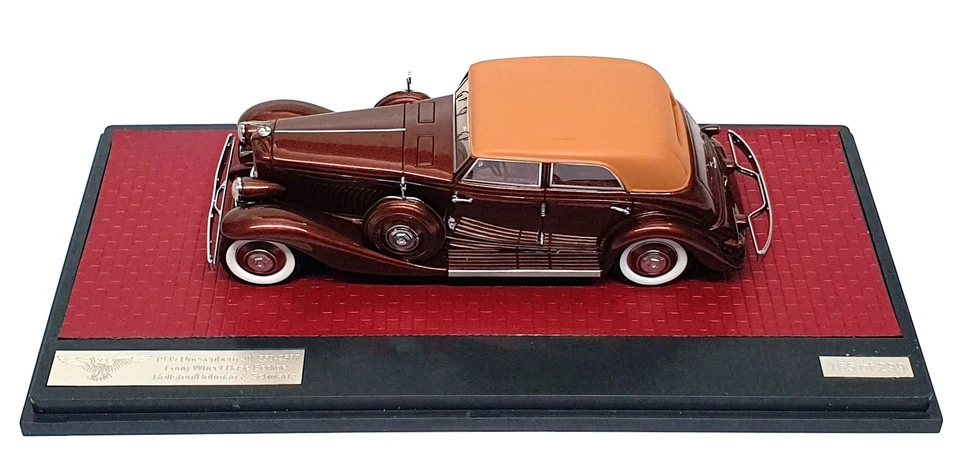Matrix 1/43 Scale MX50406-021 - 1935 Duesenberg Rollston Sedan LWB - Met. Brown — 第 4/4 张图片