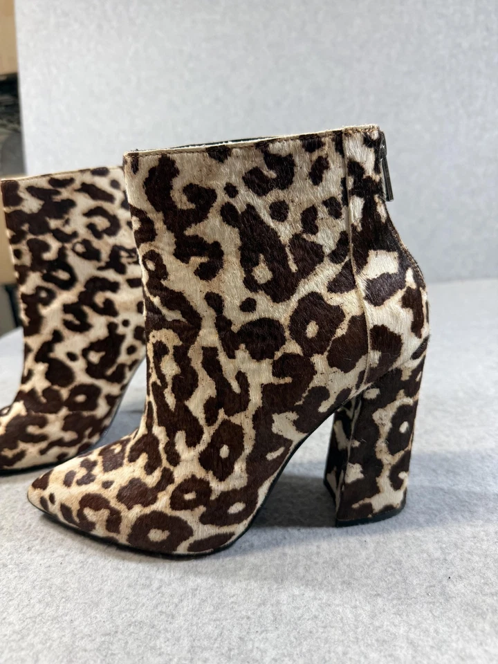 Botas Charles David para mujer talla 8M estampado de leopardo pelo de becerro bloque tacón cremallera zapatos Foto 2 de 4