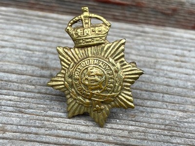 VTG HAT CAP BADGE HONI SOIT QUI MAL Y PENSE BADGE UK CANADIAN ?