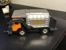  06408 2012 Tonka Hasbro Funrise Front load Garbage Truck sanitation recycle
