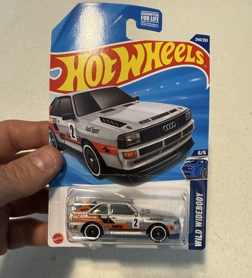 ホットウィール、'84 AUDI SPORT QUATTRO ※STH Amazon.com: Hot Wheels Super Treasure Hunt '84 Audi Sport Quattro