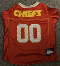 Pets First NFL Kansas City Chiefs Licensed Pet Jersey – Size Medium– Dogs & Cats