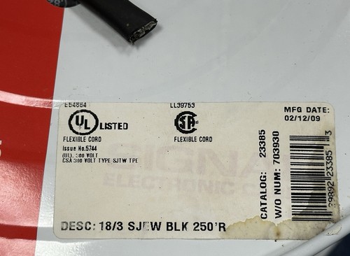 Cable de cobre trenzado flexible negro CCI Seoprene SJEW 250' 18/3, carrete portátil - Imagen 5 de 12