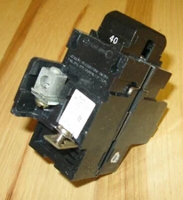 Pushmatic Bulldog ITE 40 Amp 40A Double or 2 Pole Circuit Breaker P240