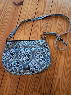 Vera Bradley Cotton Mailbag Crossbody Purse Bag in Heritage Leaf