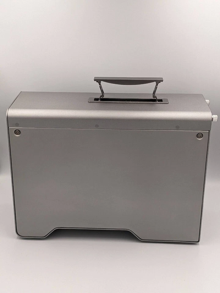 AKiTiO Node Pro eGPU BOX External GPU Enclosure w/ Cable Matters USB4 cable 2m - Image 4 of 4