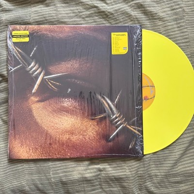 Post Malone - Beerbongs & Bentleys Vinyl Record Yellow  Limited /3000 UO Exclus