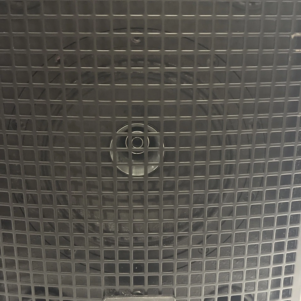 Altavoz Profesional Tannoy V6 (beby brother a i8 V8) Foto 2 de 4