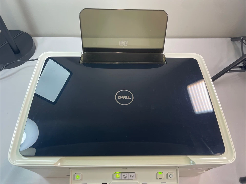 Dell Color Inkjet All-in-One Printer Model V313 / V313w Printer- Copy- Scanner - Image 4 of 4
