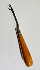Vintage Latch Hook Rug Tool With Wooden Handle 6 Inches Long Made in Korea