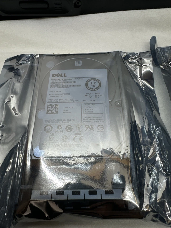 DELL Enterprise Performance 10K HDD v7 1.2TB ST1200MM007   w/Caddy 2.5” - Image 2 of 4