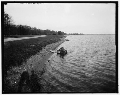 Photo:Sandy Beach Shoreline Lake View c1900s