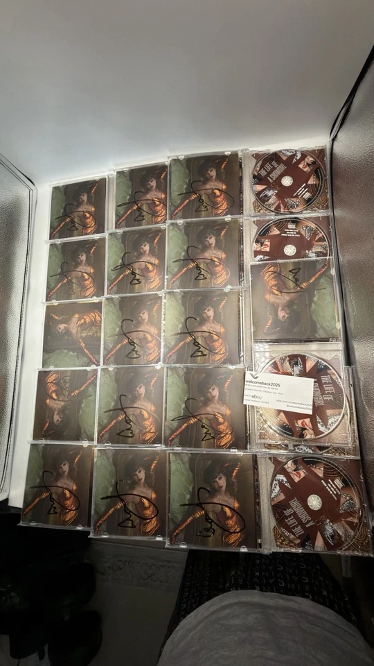 Taylor Swift Life Of A Showgirl It’s Beautiful Edition CD With Signed Photo ✅ - Image 4 of 4