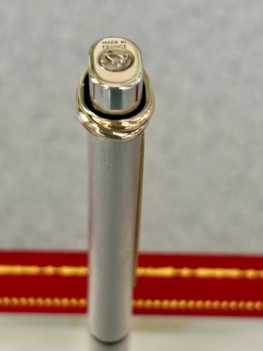 Penna stilografica Cartier Vendome Trinity in argento satinato e dettagli in oro - Foto 5 di 14