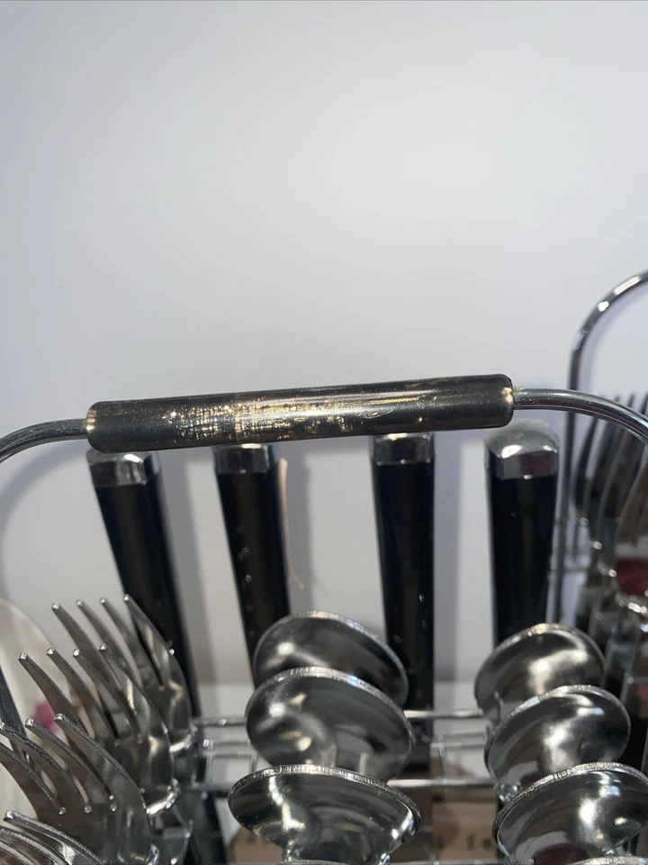 Juego de cubiertos de acero inoxidable negro de 16 piezas con carrito, servicio para 4 Foto 2 de 4