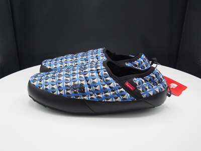 TNF x Supreme Studded Traction Mule 
Sz 11us Supreme North Face Studded Traction Mule Slippers Red Mens  main image 2