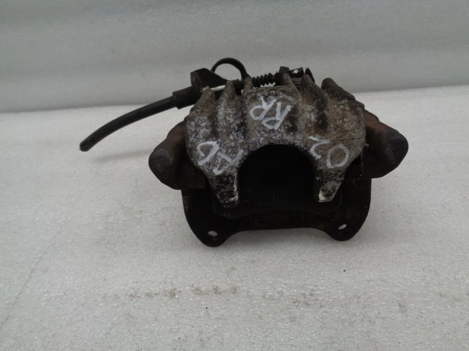 Pinza de freno trasera derecha pasajero Audi A6 1998-2004 OEM AK2107345 Foto 2 de 4