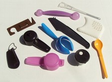 Tupperware Gadgets Lot of 11 Vtg Tiny Treasures Keychain Magnet Kitchen Tools B7